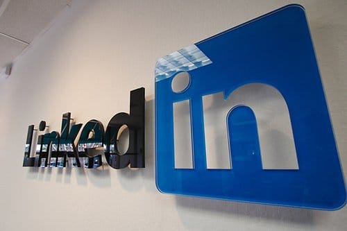 contacts-linkedin-facebook
