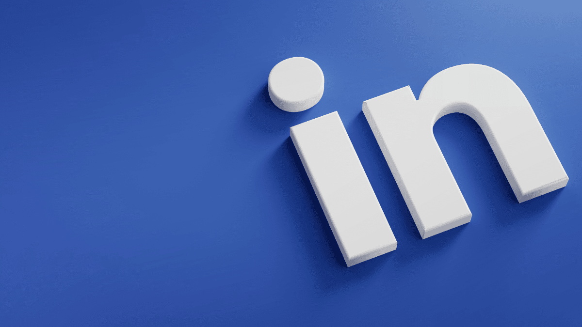 fonctionnalites linkedin gratuites optimiser page
